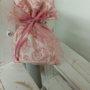 Μπομπονιέρα Γάμο-Βάπτιση πουγκί βαμβακερό Λουλουδατο Σάπιο Μηλο