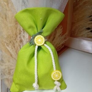 Μπομπονιέρα βαπτισης πουγκί βαμβακερό σε λαχανί αποχρωση